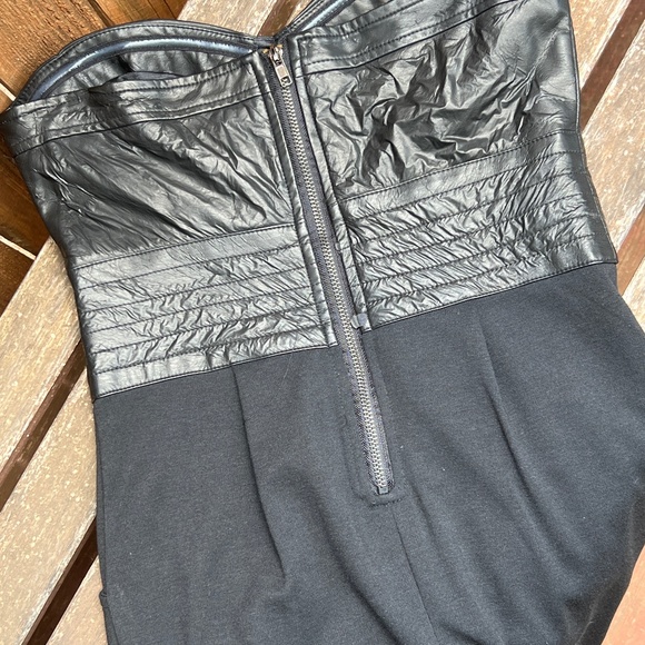 Lucy & Co Strapless Faux Leather Top Cocktail Mini Dress - Size M - Picture 3 of 3
